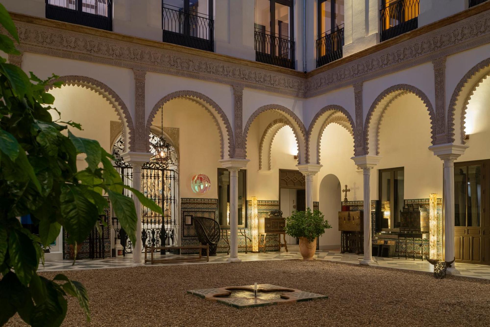 Hotel Boutique Casa Del Limonero Seville Luaran gambar