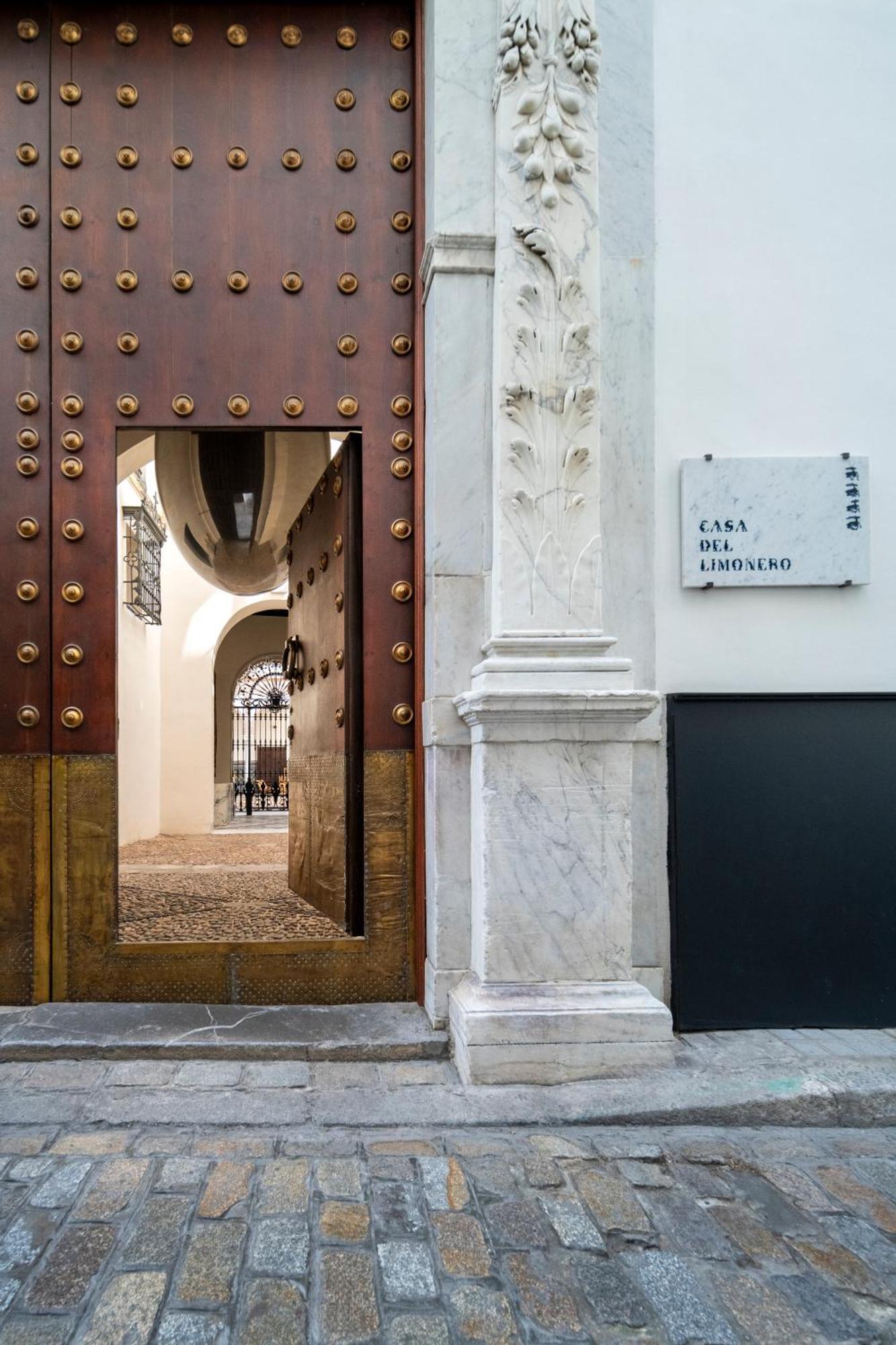 Hotel Boutique Casa Del Limonero Seville Luaran gambar